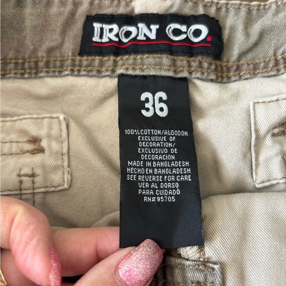 Iron Co. Men's Light Tan Cargo Shorts - Picture 2 of 6